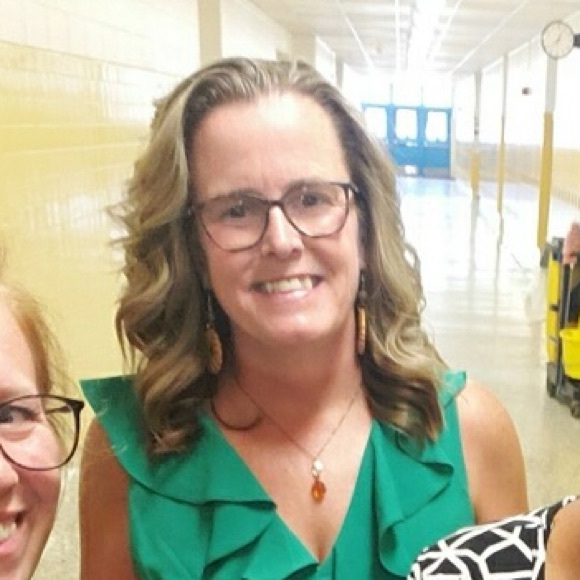 Meet your Posher, Kelly - Picture 1 of 1